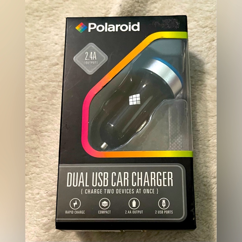 Dual USB Car Charger Polaroid brand
